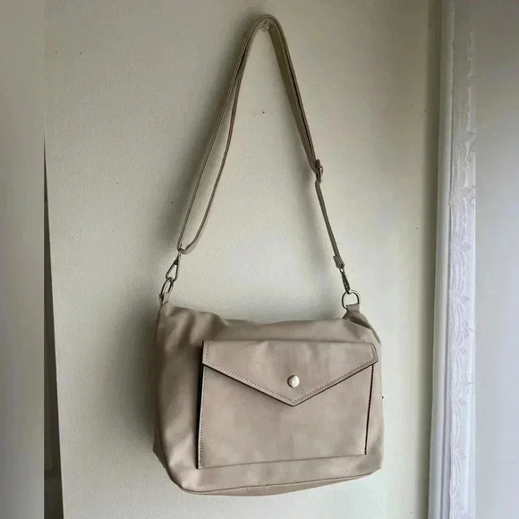 Olivia Miller Shoulder Crossbody Bag Tote Fold Over Purse Adjustable Strap Tan - Picture 3 of 12